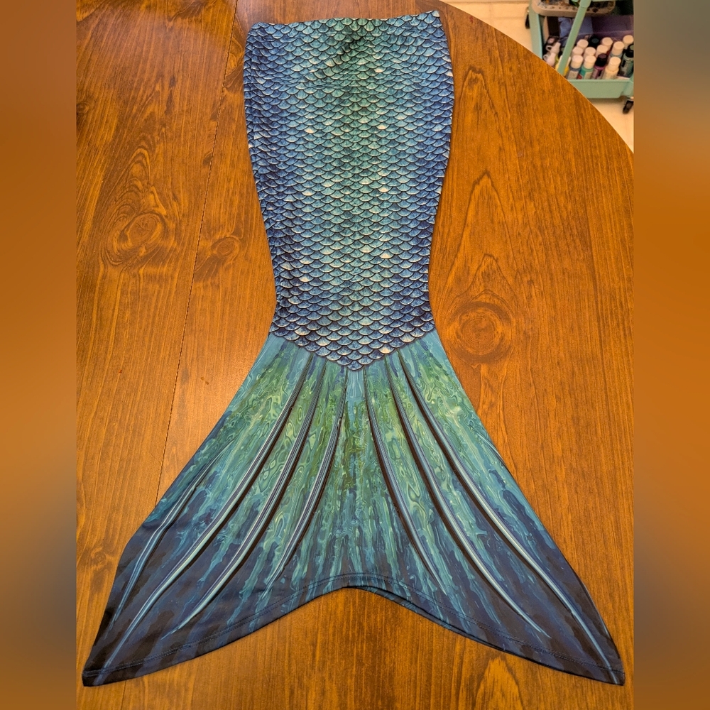 Blue/Green Sun Tails Mermaid Tail-Size 4T-5T